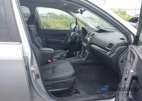 2018 Subaru Forester from USA, damaged, VIN JF2SJAWC2JH473349